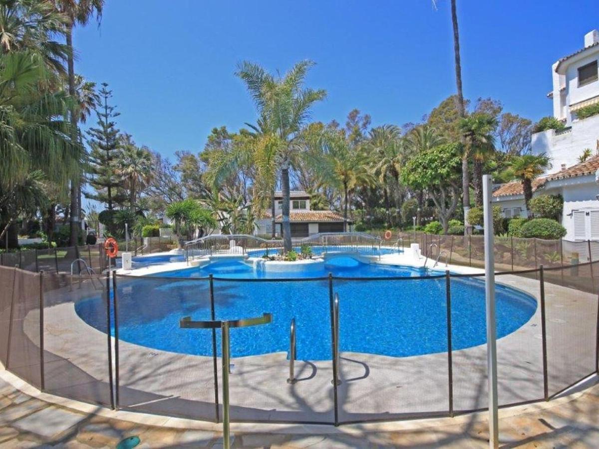 Belvilla By Oyo Golden Beach House Marbella Luaran gambar